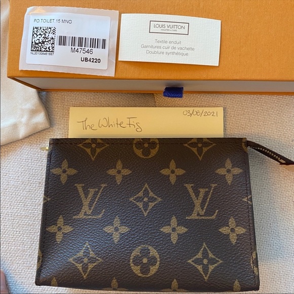 LV toiletry 15 - Picture 1 of 12